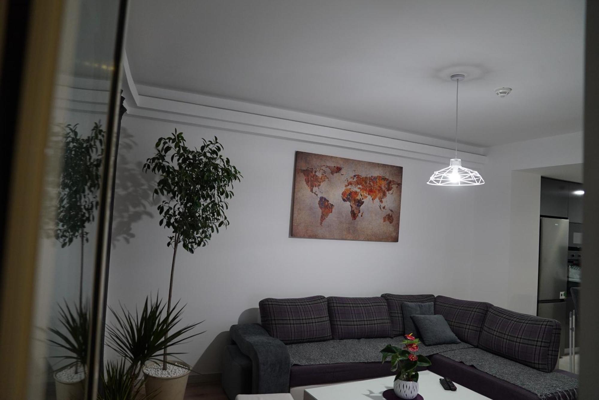 Skopje Sky City 19Th Floor Twin & 12Th Floor & 25Th & 33 Floor Apartments & With Pool & Spa & Gym & Parking Included In Price Eksteriør billede