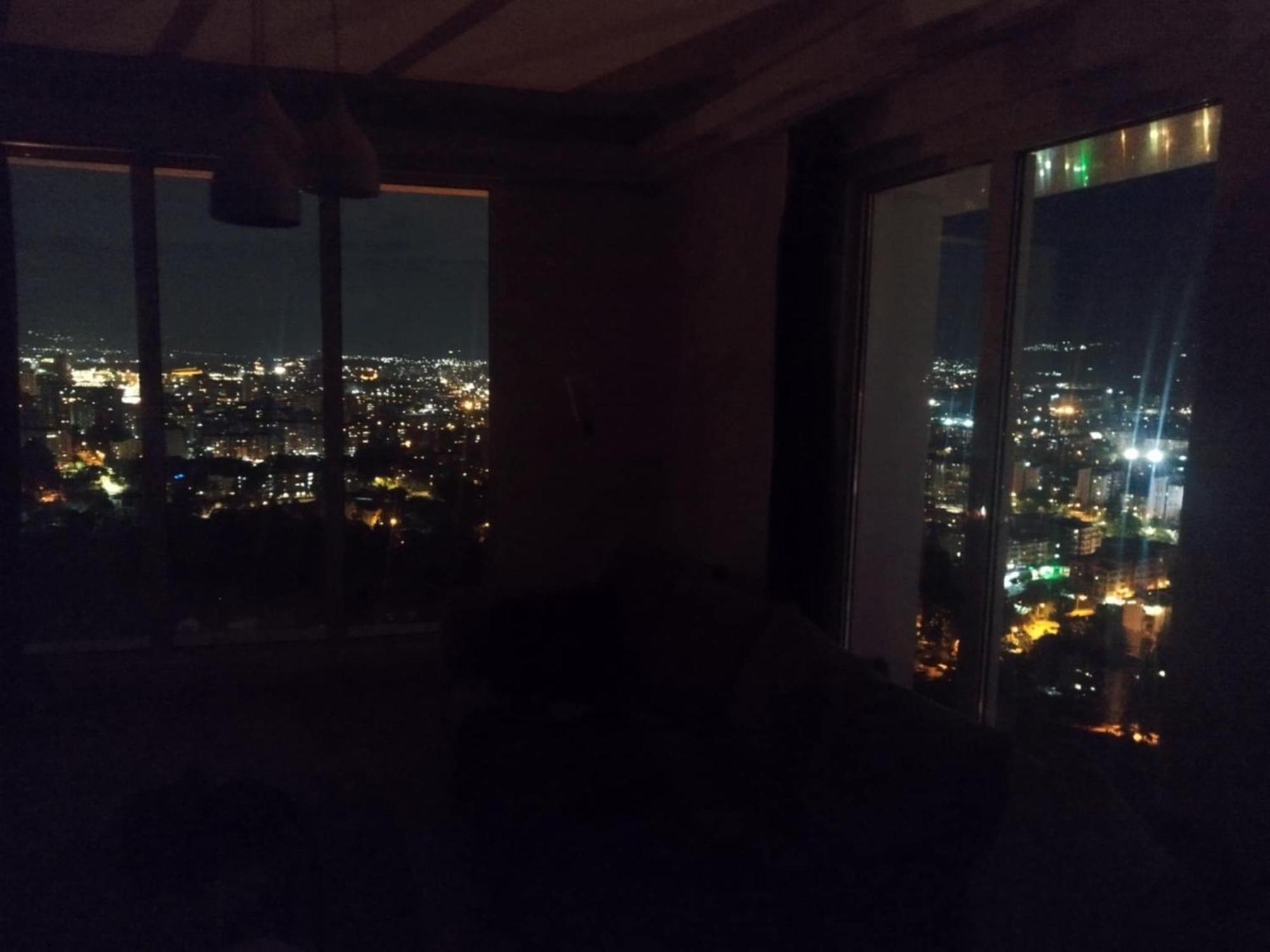 Skopje Sky City 19Th Floor Twin & 12Th Floor & 25Th & 33 Floor Apartments & With Pool & Spa & Gym & Parking Included In Price Eksteriør billede