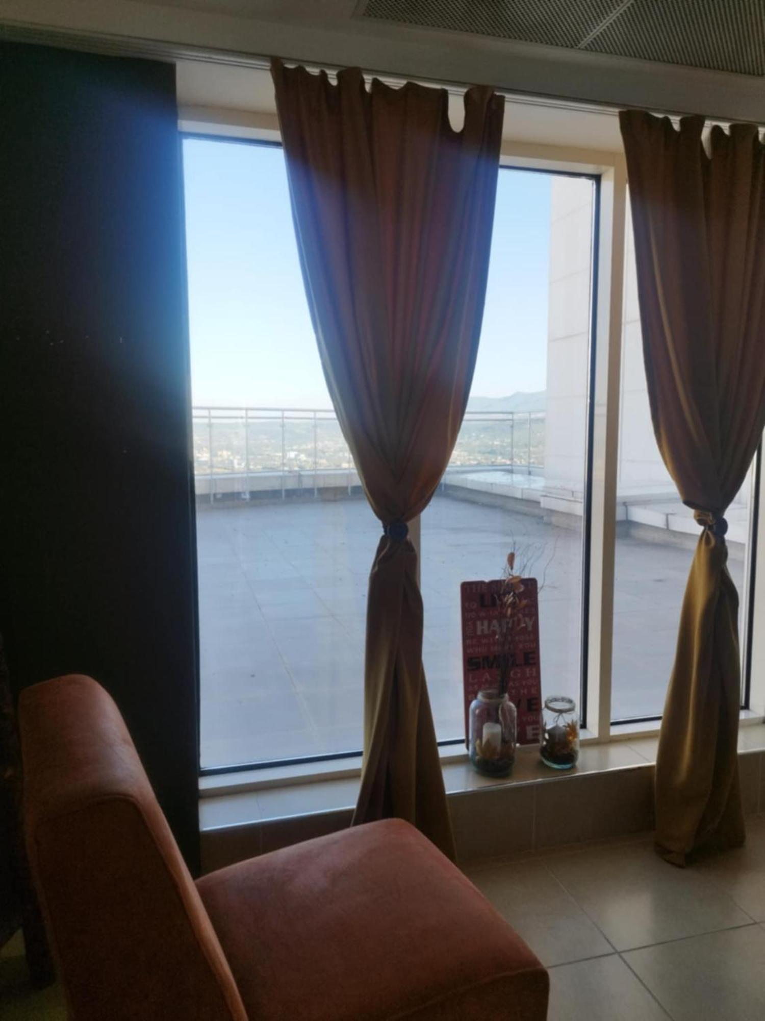 Skopje Sky City 19Th Floor Twin & 12Th Floor & 25Th & 33 Floor Apartments & With Pool & Spa & Gym & Parking Included In Price Eksteriør billede